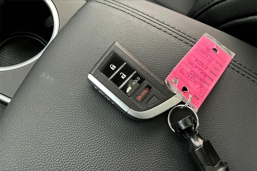 used 2025 Acura MDX car, priced at $48,000