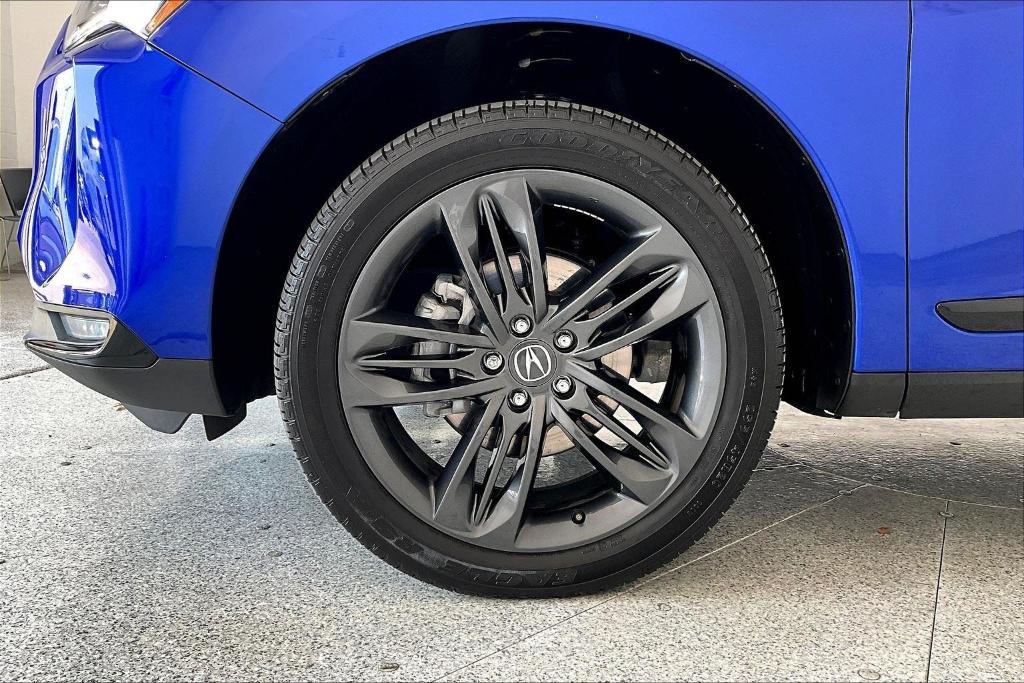 used 2024 Acura RDX car, priced at $40,900