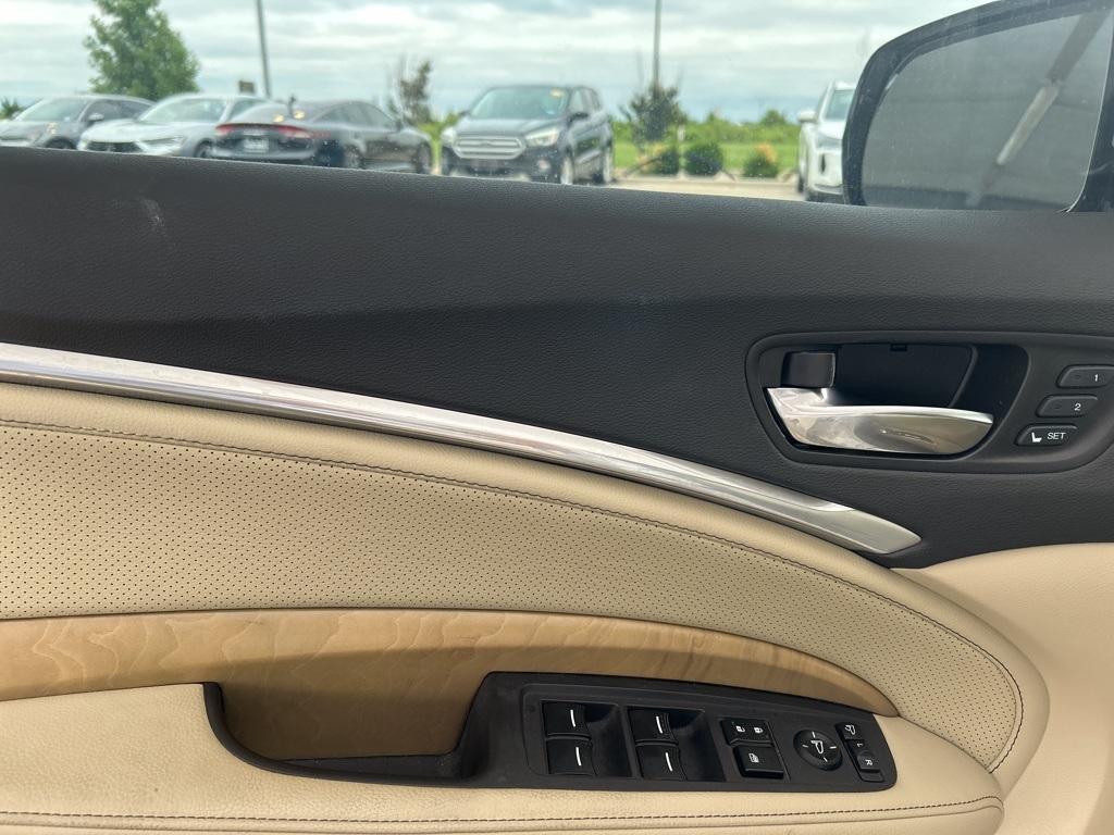 used 2020 Acura MDX car, priced at $30,500