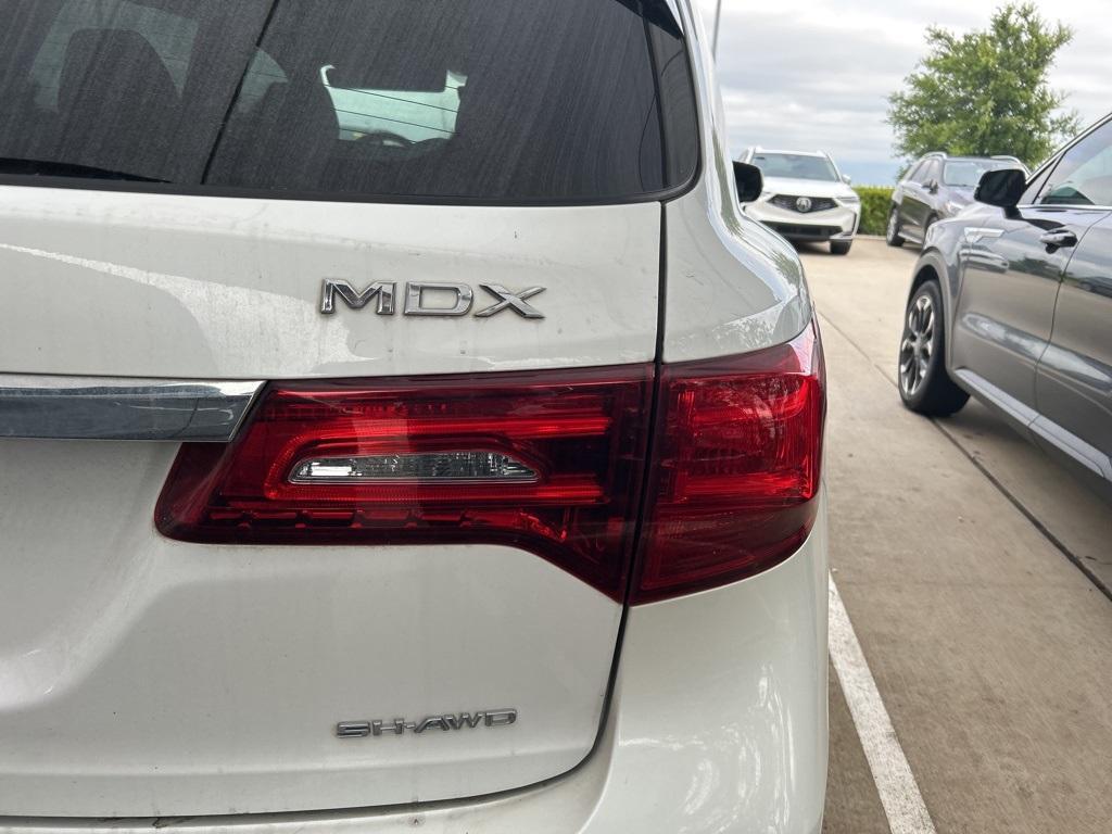 used 2020 Acura MDX car, priced at $30,500