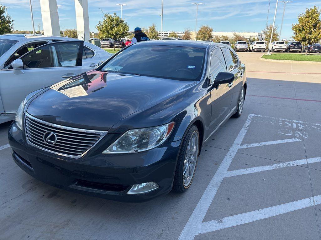 used 2007 Lexus LS 460 car, priced at $9,995