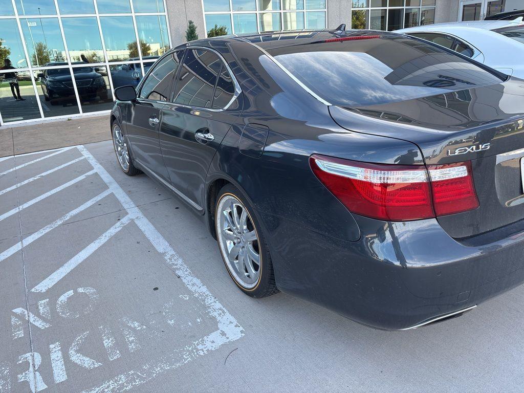 used 2007 Lexus LS 460 car, priced at $9,995