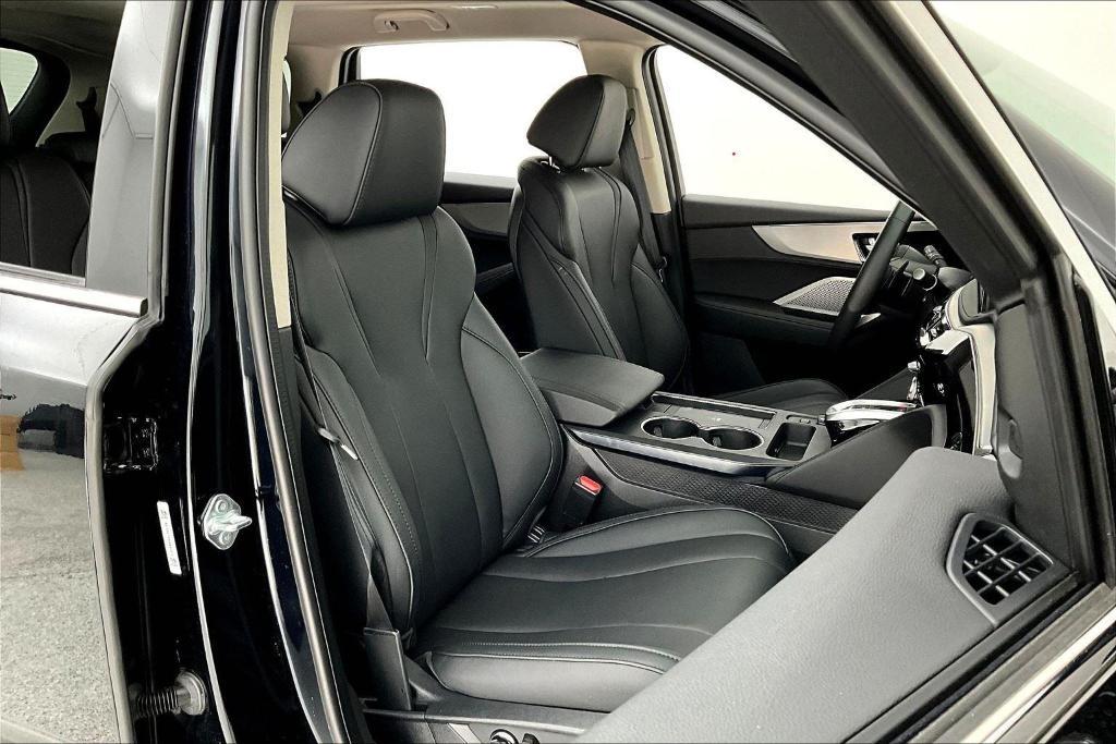 used 2025 Acura MDX car, priced at $48,000