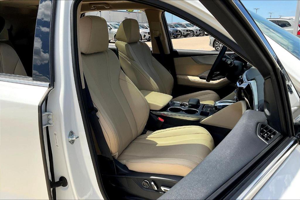 used 2023 Acura MDX car, priced at $41,000