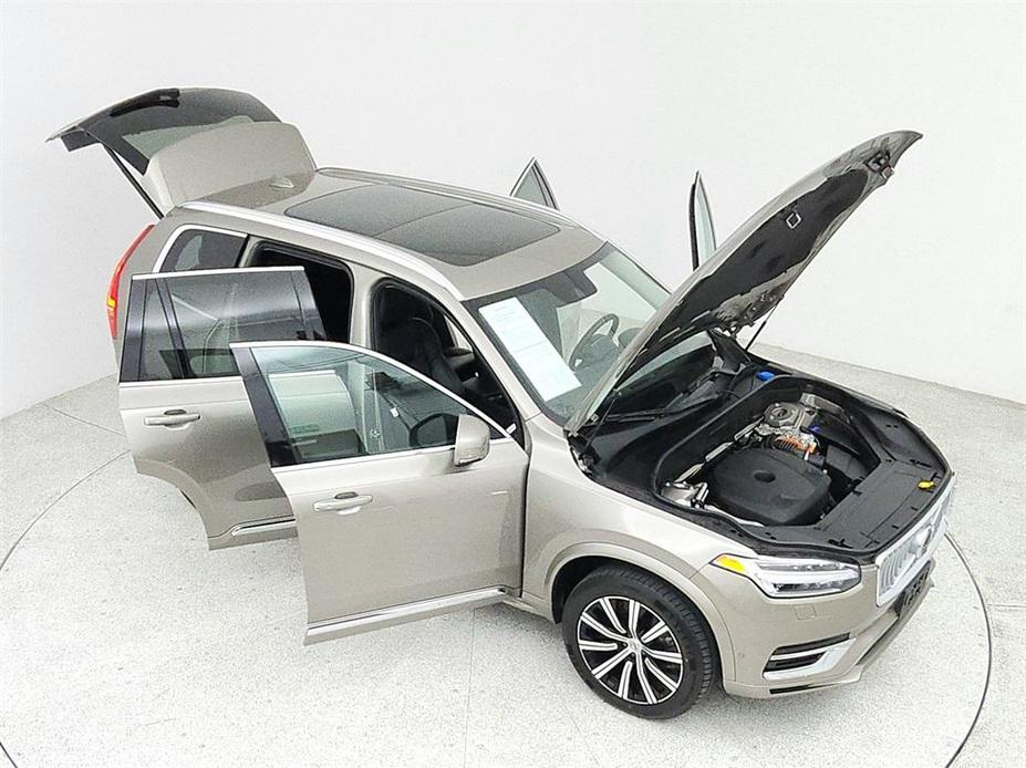 used 2021 Volvo XC90 Recharge Plug-In Hybrid car, priced at $43,000