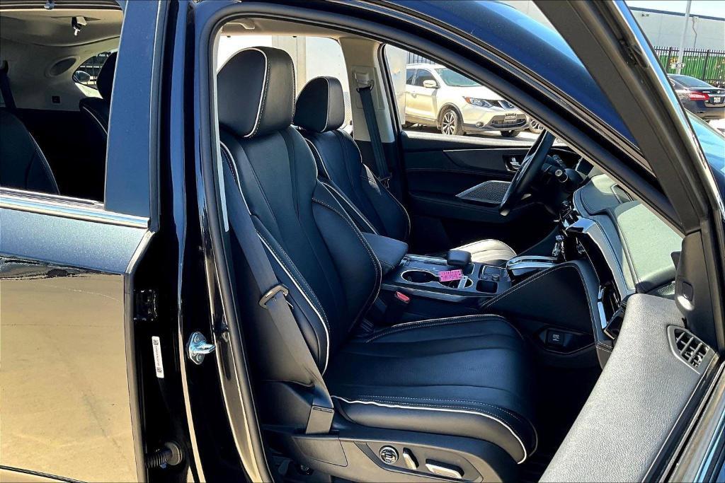 used 2024 Acura MDX car, priced at $55,500