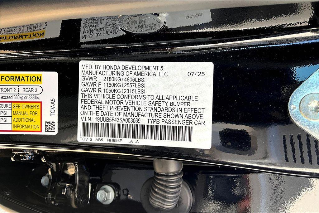 new 2025 Acura TLX car, priced at $46,595