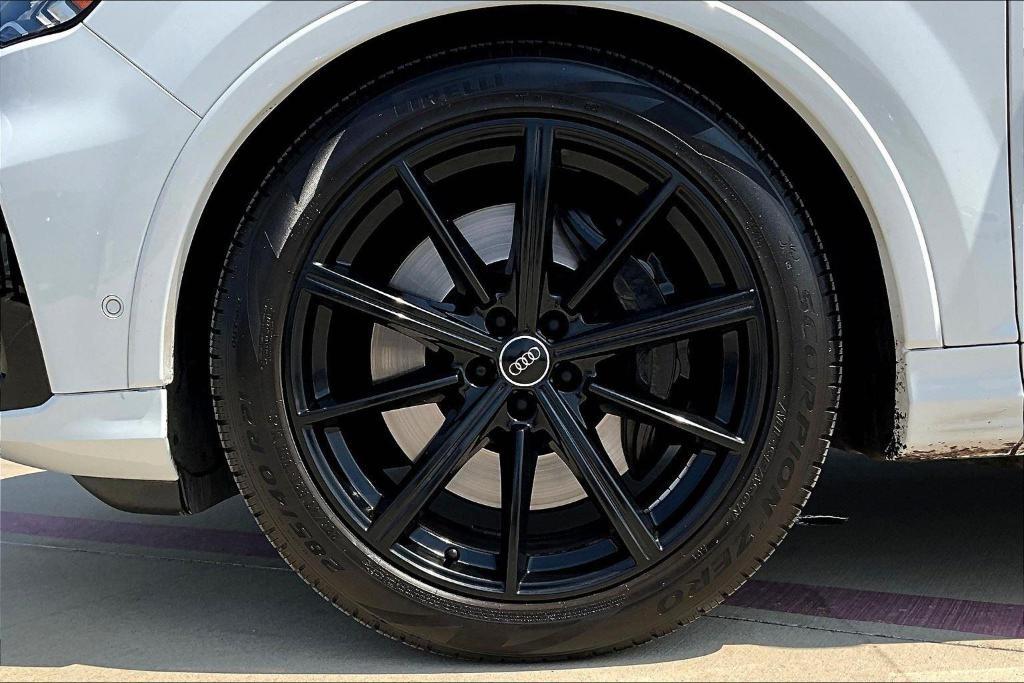 used 2020 Audi SQ7 car, priced at $47,500