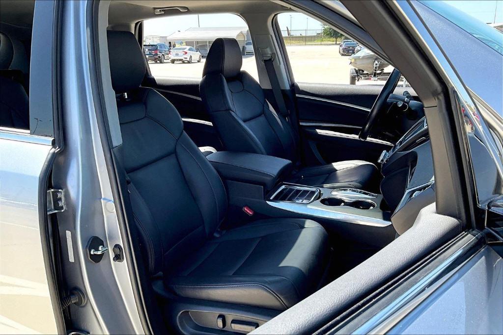 used 2018 Acura MDX car, priced at $20,900