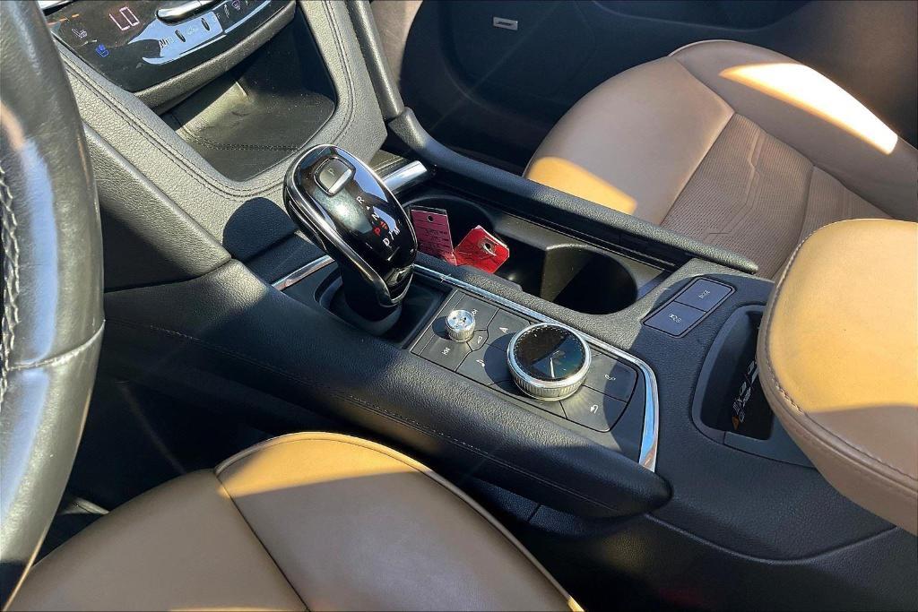 used 2020 Cadillac XT6 car, priced at $27,500