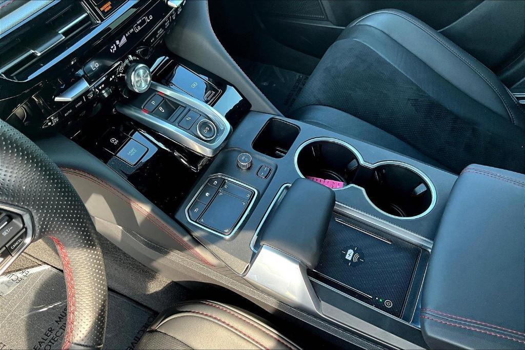 used 2024 Acura MDX car, priced at $45,250