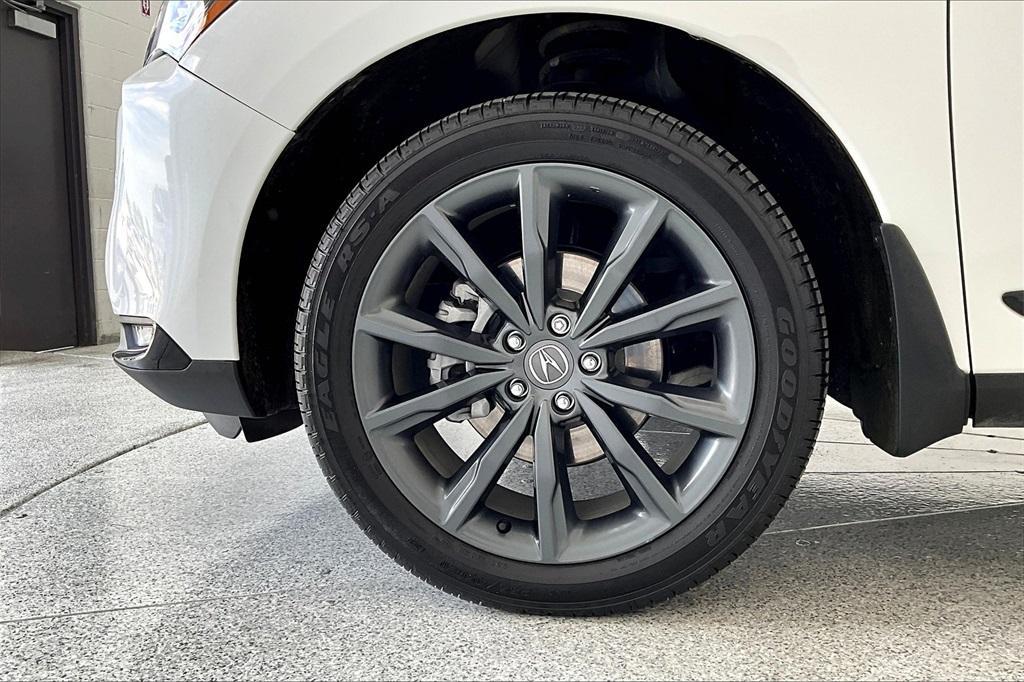used 2025 Acura RDX car, priced at $44,500