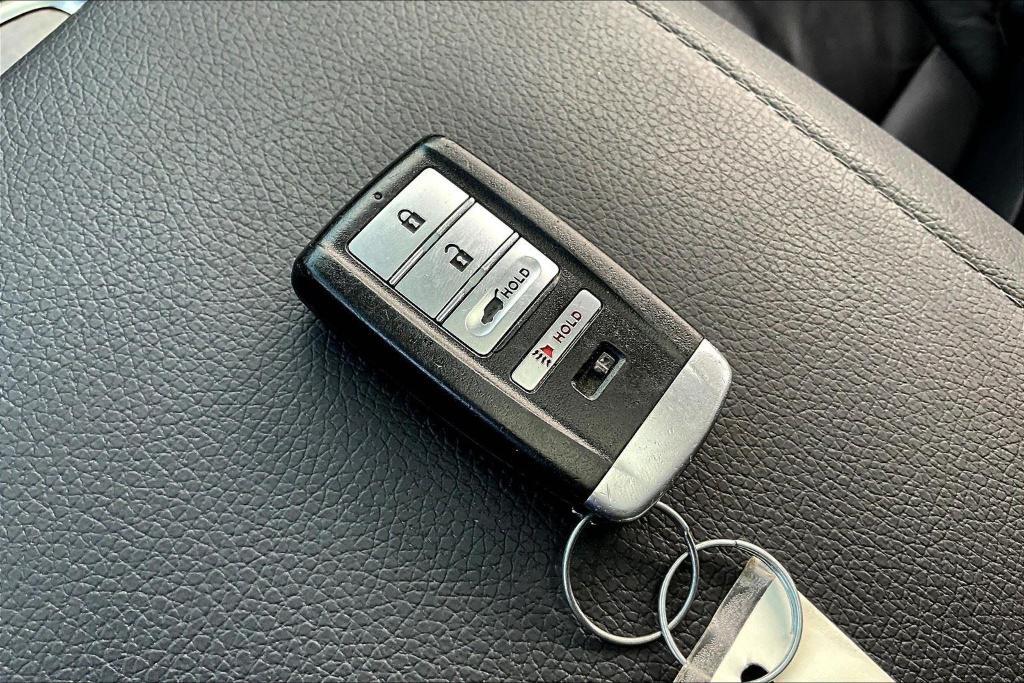 used 2020 Acura MDX car, priced at $16,000
