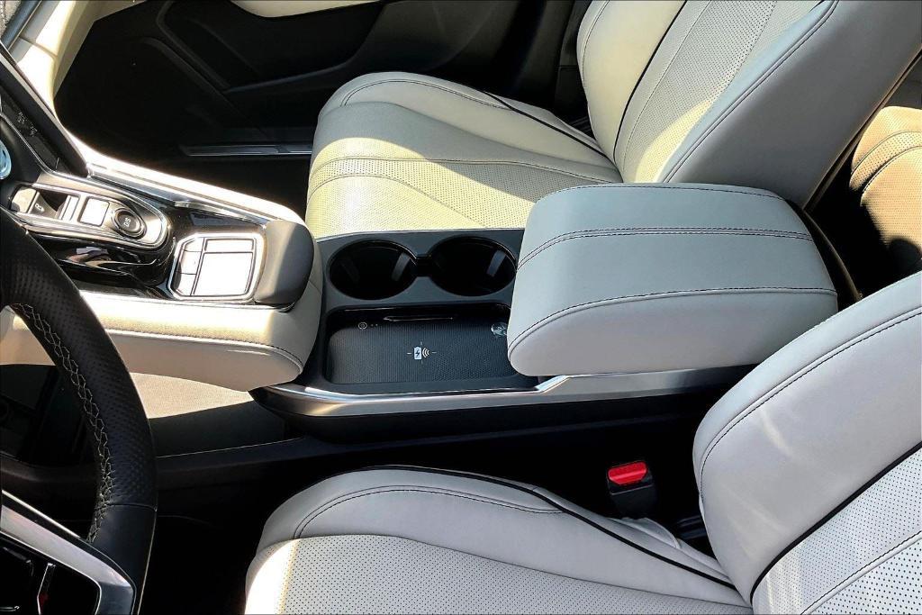 new 2025 Acura RDX car, priced at $56,400