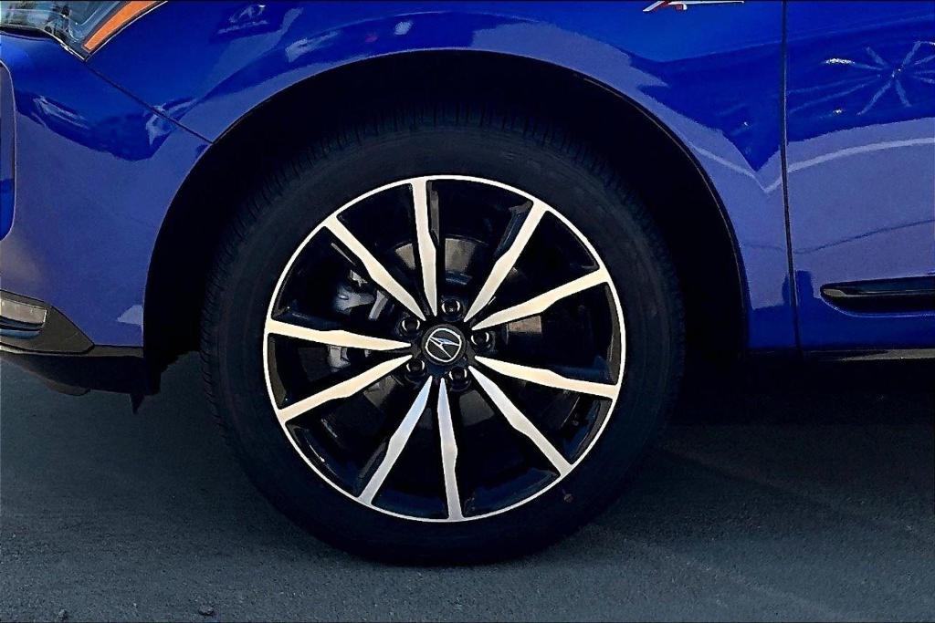 new 2025 Acura RDX car, priced at $56,400
