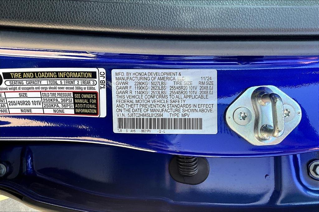 new 2025 Acura RDX car, priced at $56,400