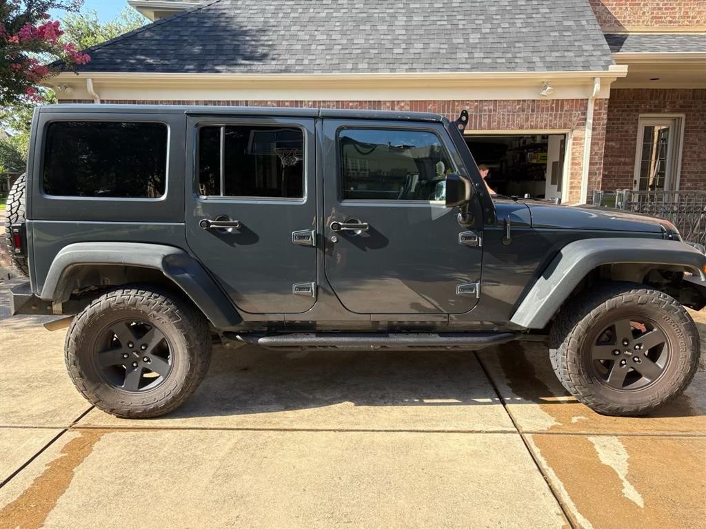 used 2016 Jeep Wrangler Unlimited car, priced at $17,600