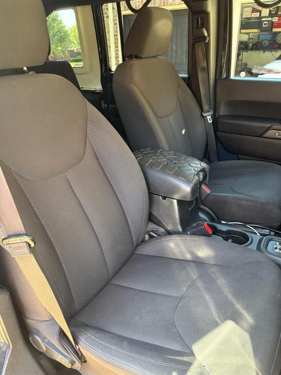 used 2016 Jeep Wrangler Unlimited car, priced at $17,600
