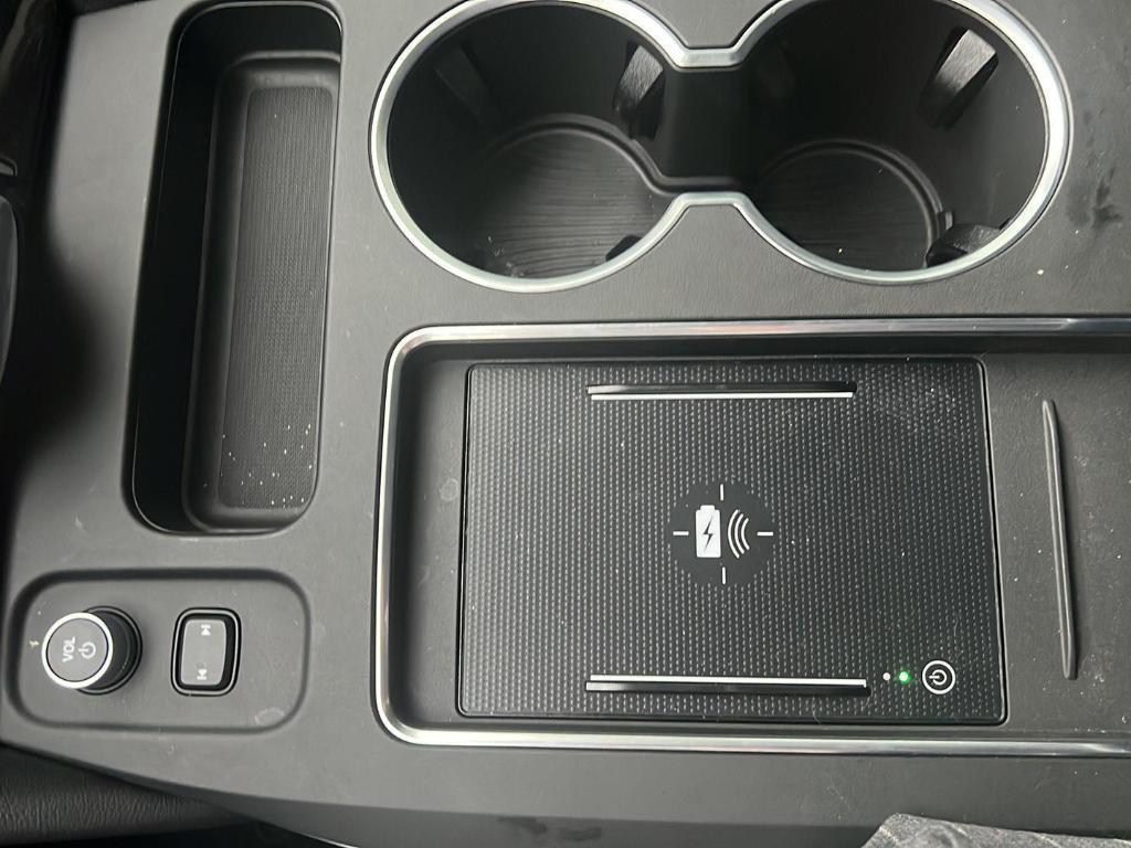 used 2025 Acura MDX car, priced at $48,300