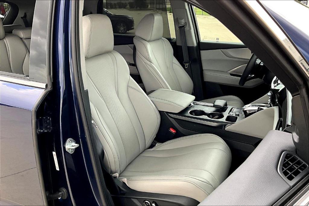 used 2024 Acura MDX car, priced at $47,700