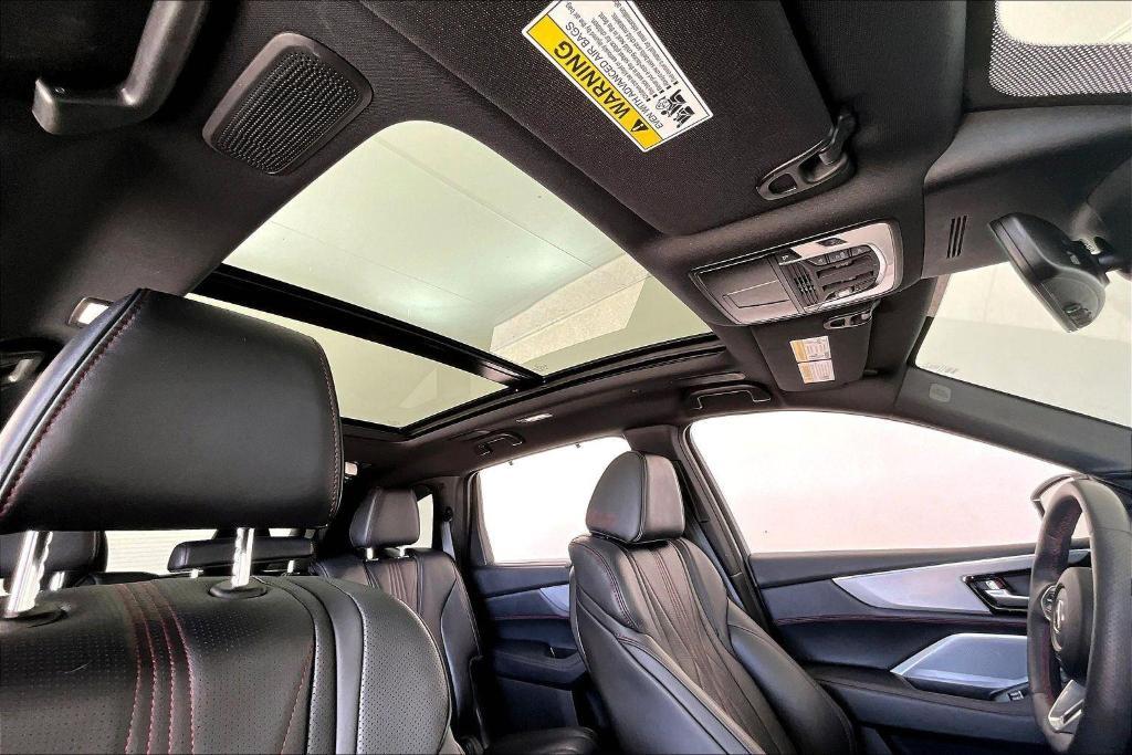used 2025 Acura MDX car, priced at $59,900