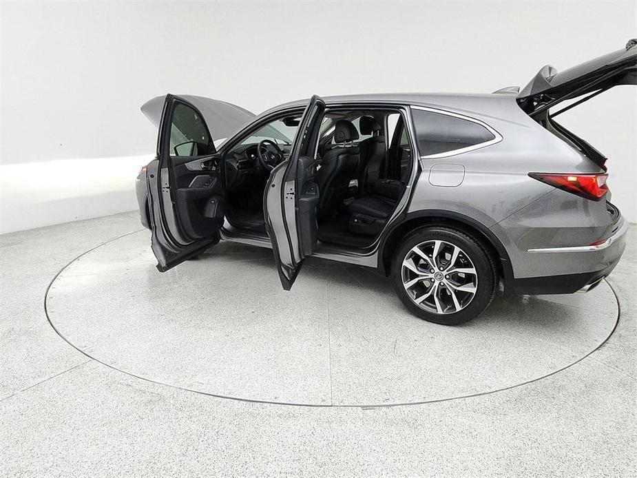 used 2024 Acura MDX car, priced at $47,500