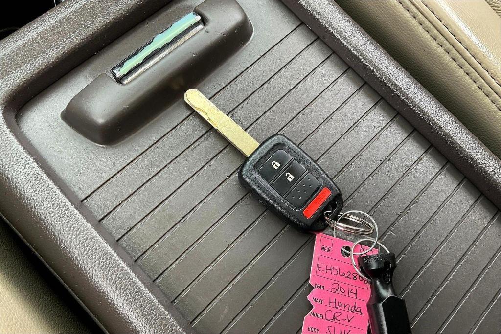 used 2014 Honda CR-V car, priced at $10,490
