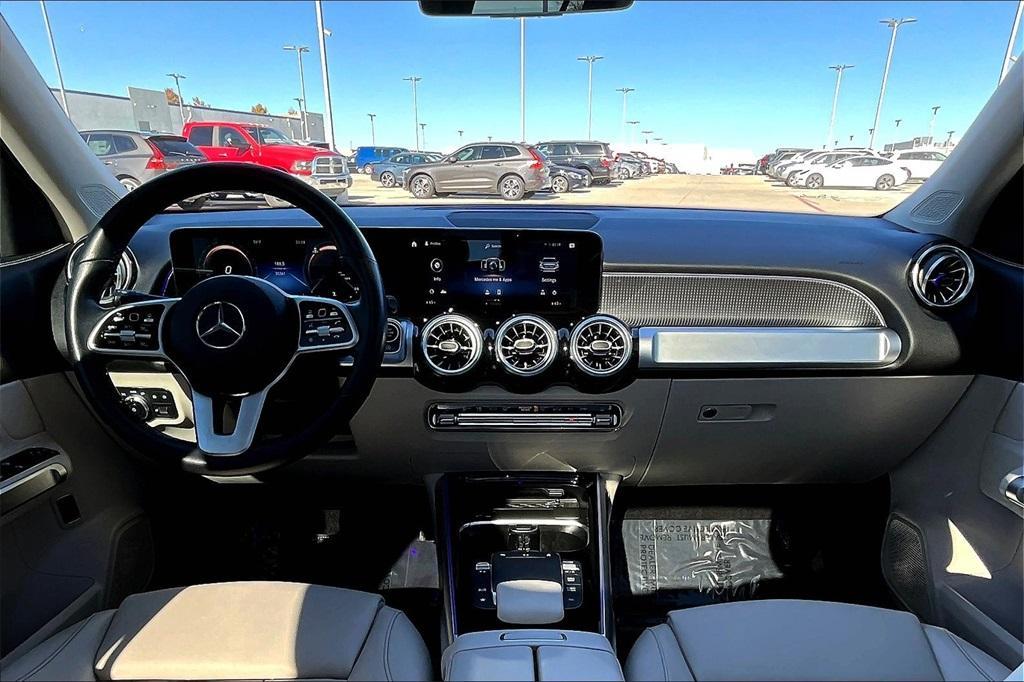 used 2022 Mercedes-Benz GLB 250 car, priced at $33,000