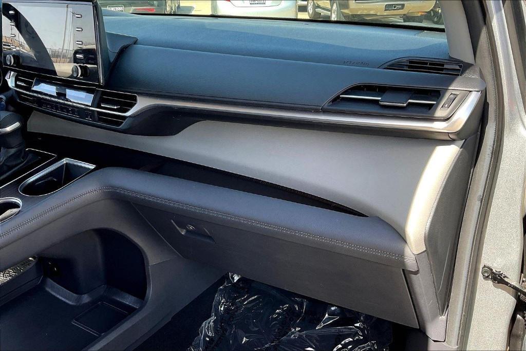 used 2024 Toyota Sienna car, priced at $41,500