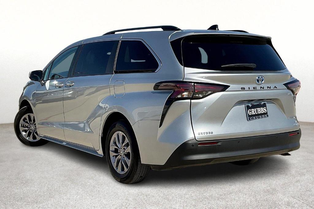 used 2024 Toyota Sienna car, priced at $41,500
