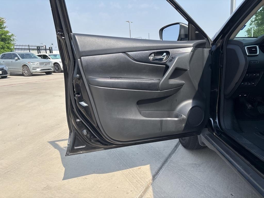 used 2016 Nissan Rogue car, priced at $13,000
