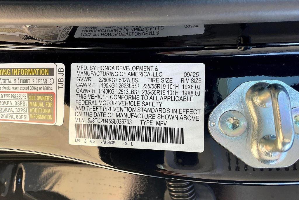 new 2025 Acura RDX car, priced at $46,650