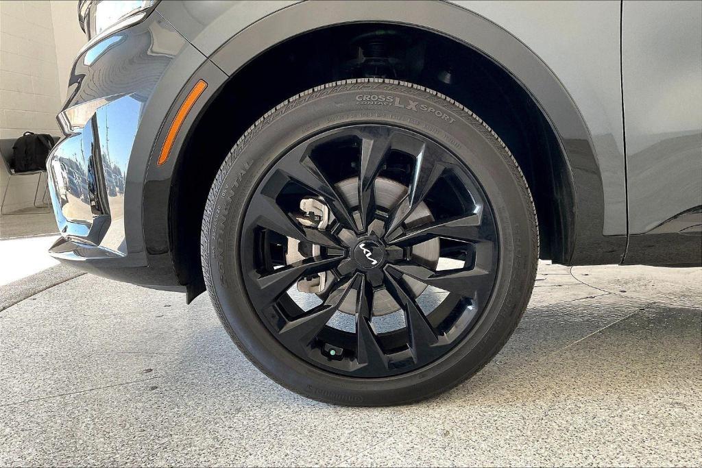used 2023 Kia Sorento car, priced at $29,995