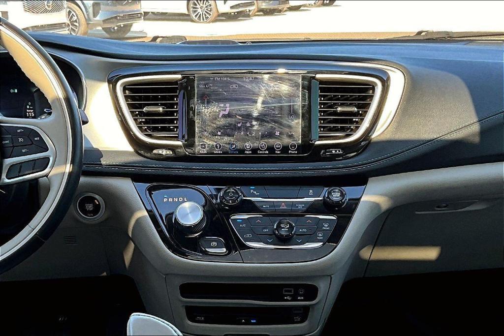 used 2018 Chrysler Pacifica Hybrid car, priced at $19,995