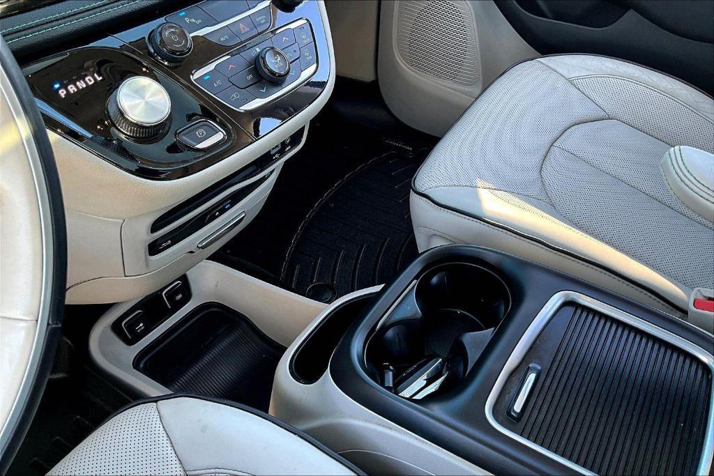 used 2018 Chrysler Pacifica Hybrid car, priced at $19,995