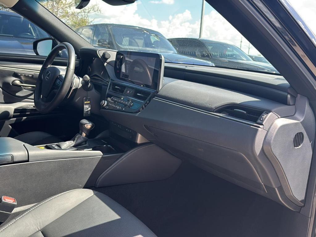 used 2024 Lexus ES 300h car, priced at $42,500