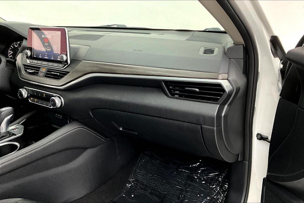 used 2023 Nissan Altima car, priced at $19,950