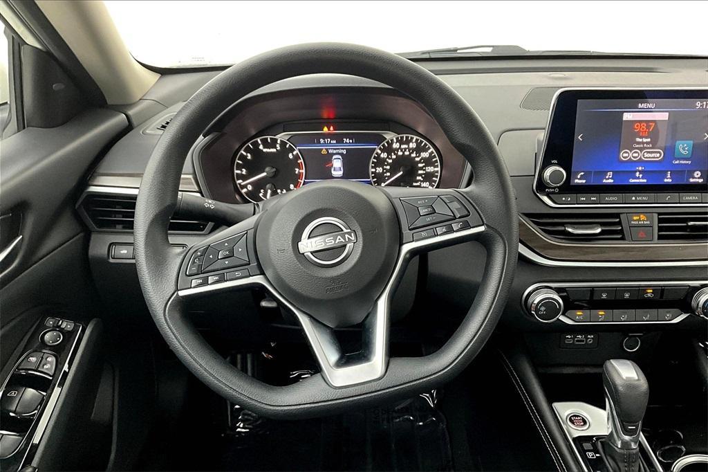 used 2023 Nissan Altima car, priced at $21,000