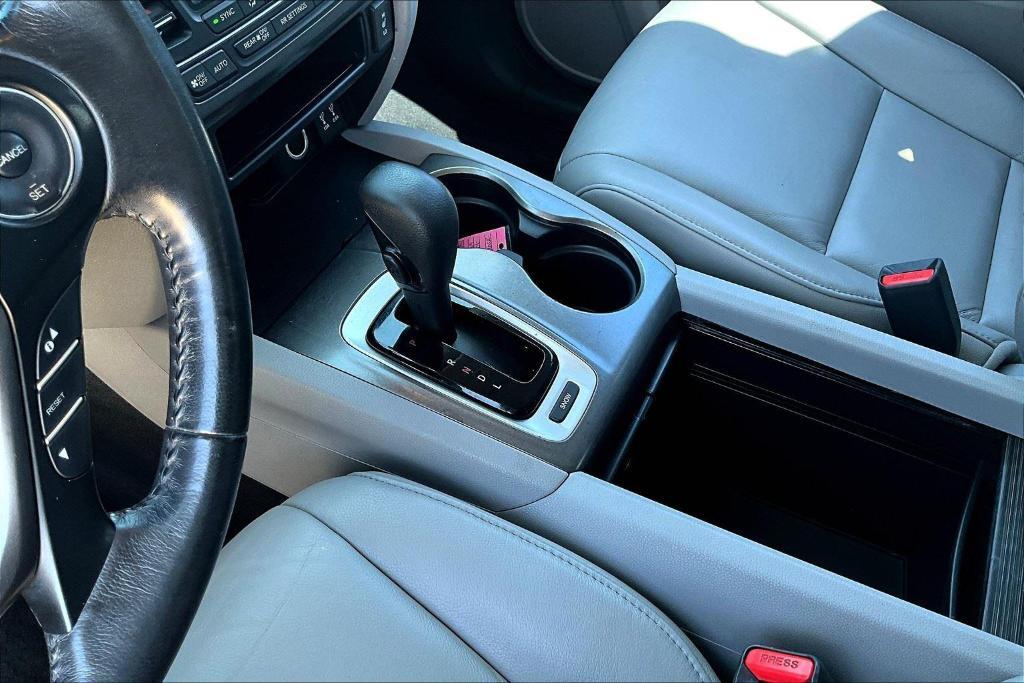used 2016 Honda Pilot car, priced at $15,500