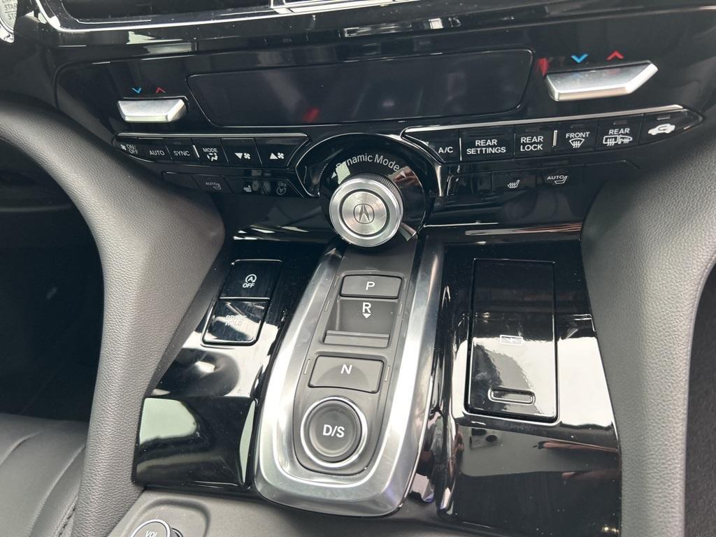 new 2025 Acura MDX car, priced at $53,150