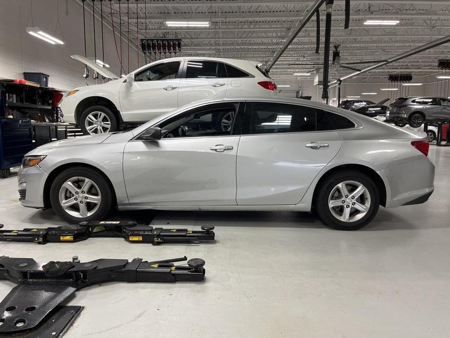 used 2021 Chevrolet Malibu car, priced at $14,000