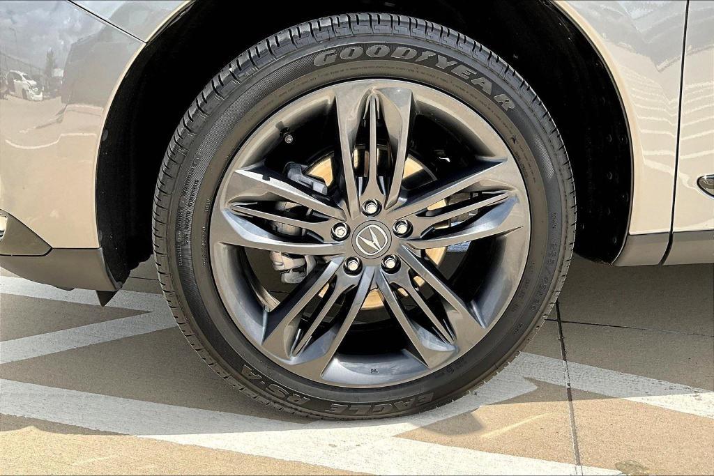 used 2024 Acura RDX car, priced at $40,500
