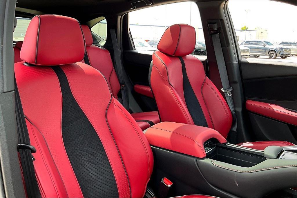 used 2024 Acura RDX car, priced at $40,500