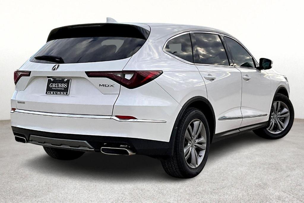 used 2025 Acura MDX car, priced at $49,000