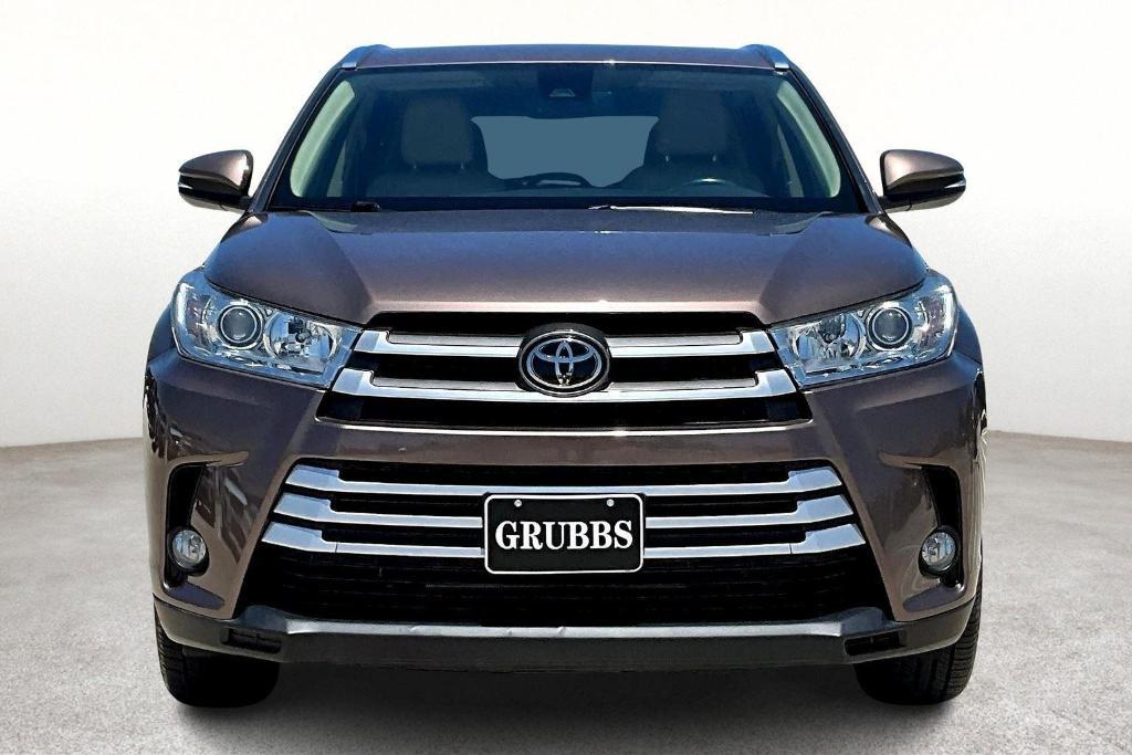 used 2018 Toyota Highlander car, priced at $22,000