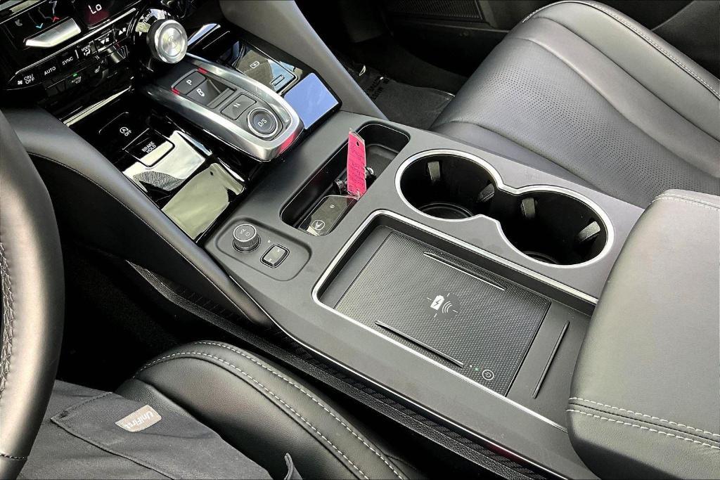 used 2025 Acura MDX car, priced at $47,900