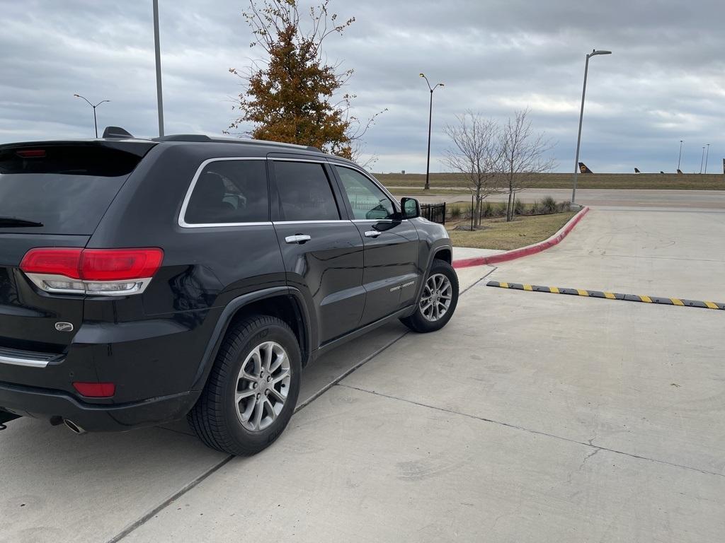 used 2015 Jeep Grand Cherokee car, priced at $17,000