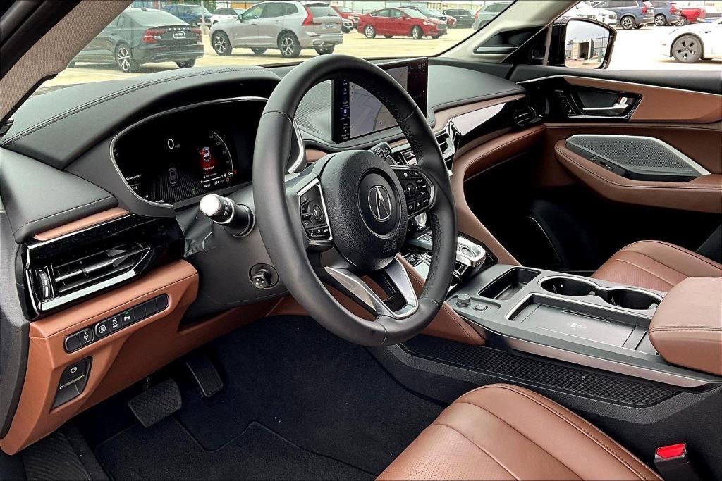 used 2025 Acura MDX car, priced at $48,700