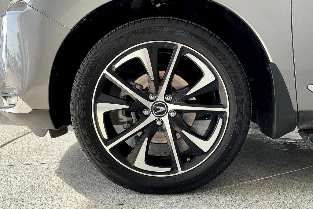 used 2023 Acura RDX car, priced at $38,990