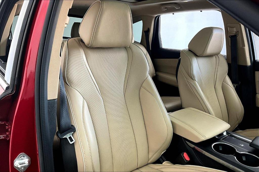 used 2022 Acura MDX car, priced at $36,500